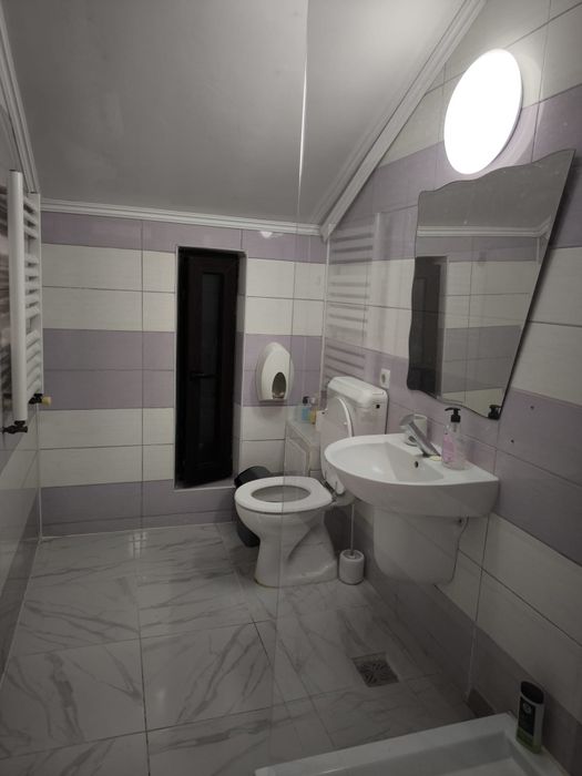 Garsoniera de închiriat în regim hotelier