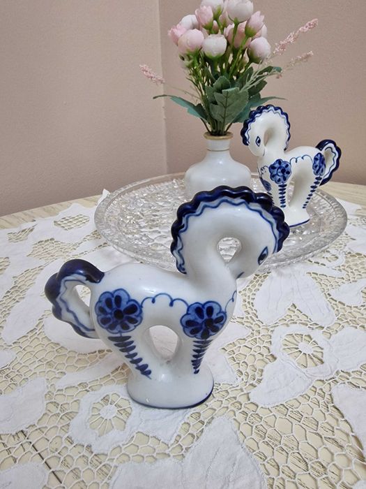 Статуэтки лошадки. Гжель СССР. Пара