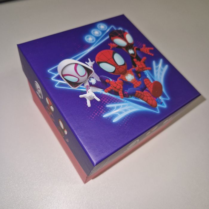 Cutie cadou Spider-Man cu mix de dulciuri