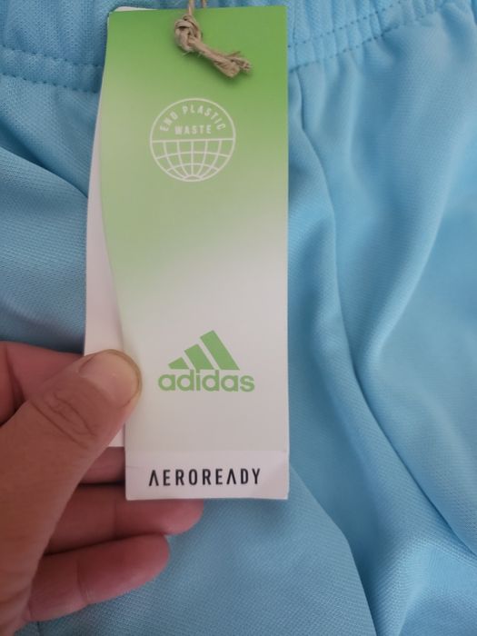 Vand pantalon de trening adidas