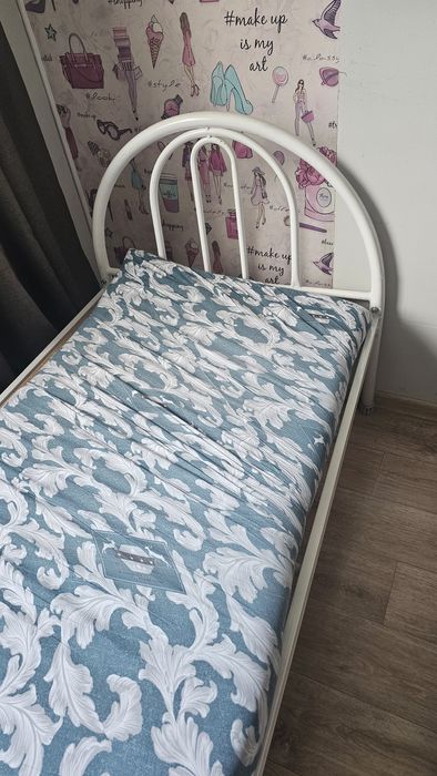 Срочно продам односпальные кровать