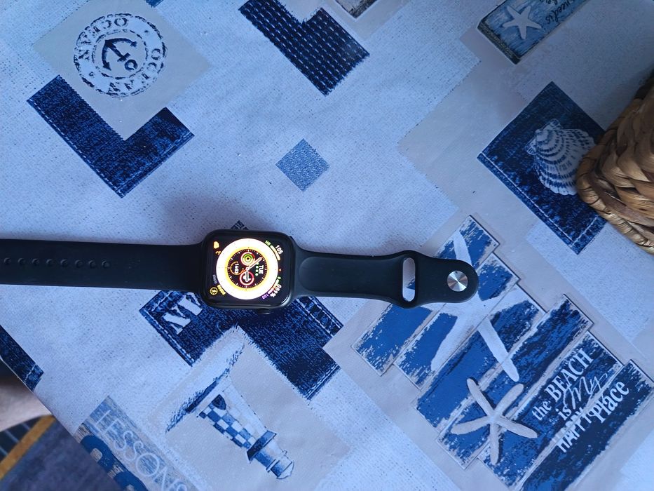 Смарт часы почти новые