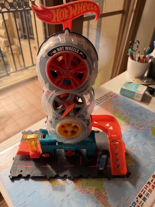 Писти hot wheels