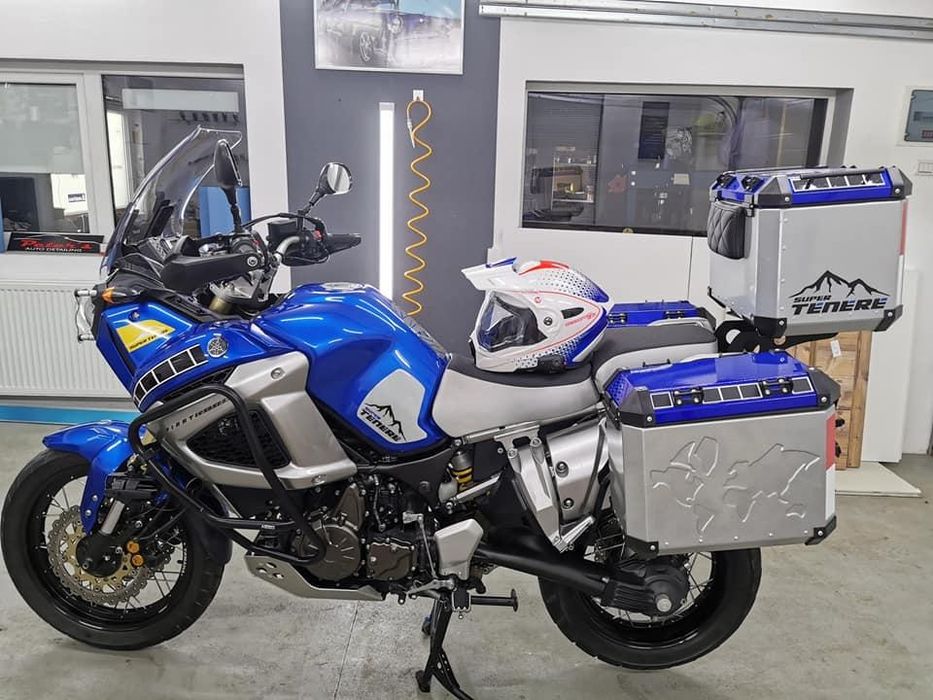 Set 2 cutii laterale moto aluminiu (2x48l)