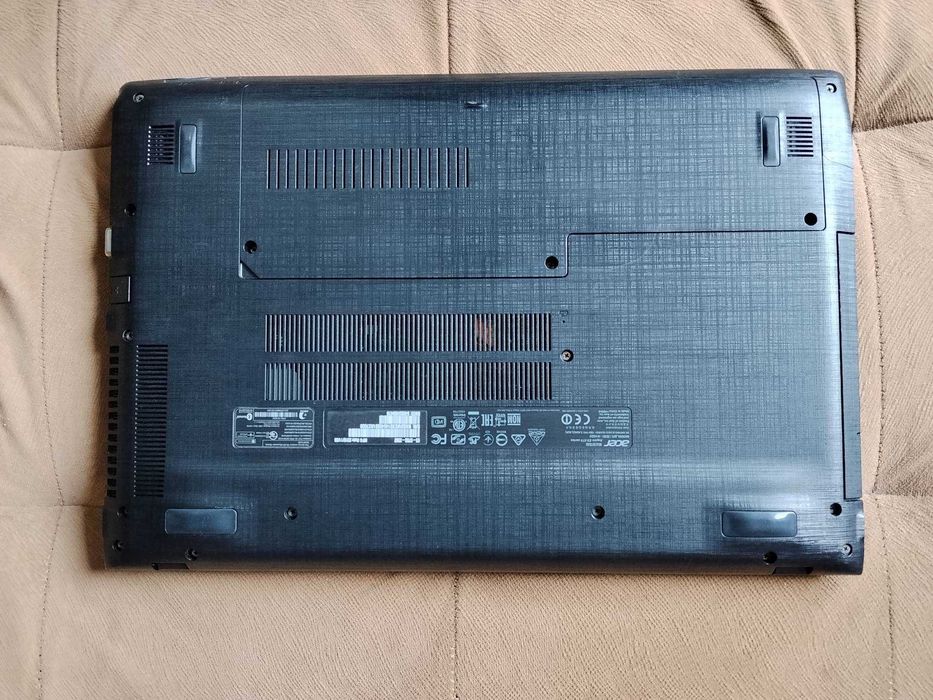 Acer Aspire Е5-575G Intel i3 7100U/FHD/8GB/128GB SSD/1TB HDD/2 часа