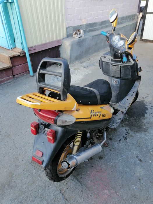 Продам скутер 150кубов
