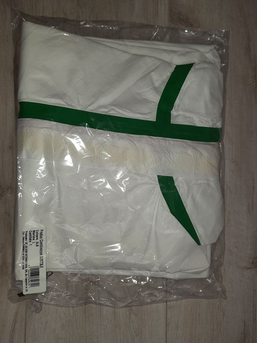 Set Combinezon Impermeabil Etansat + Halat Unica Folosinta