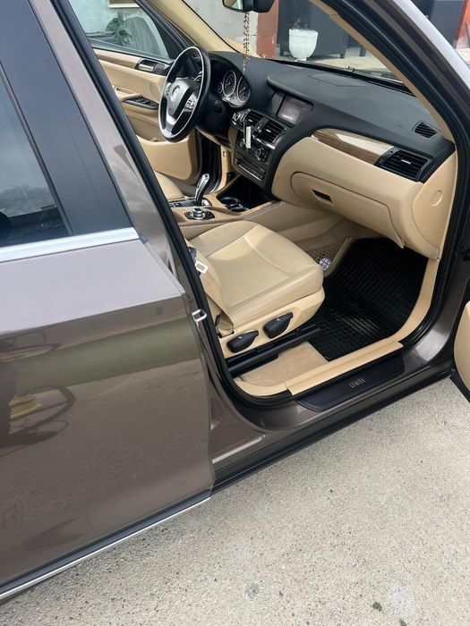 BMW X3 2011 — imagine 4