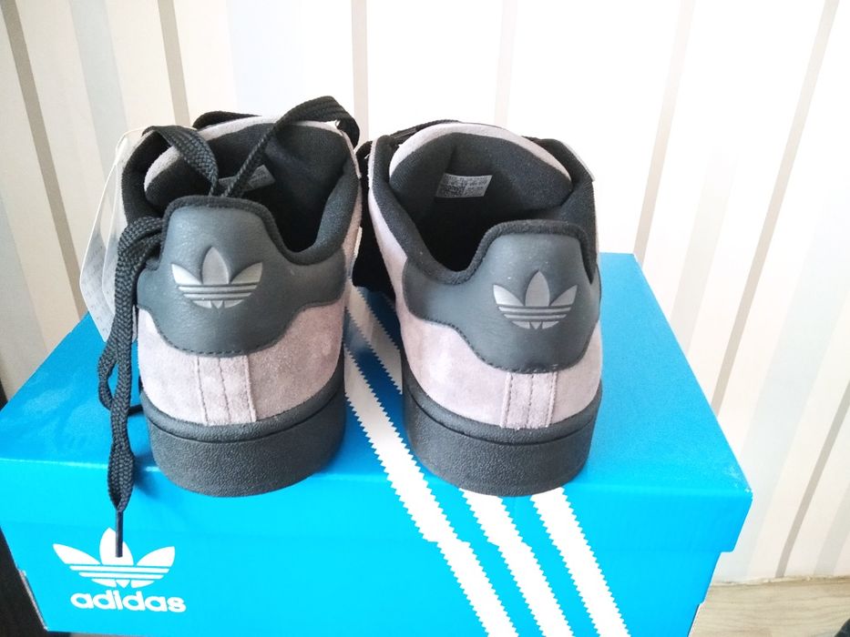 Маратонки Adidas