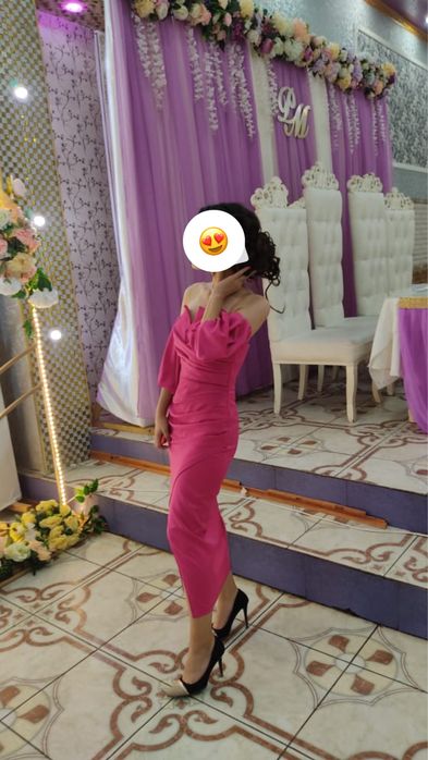 Атласное платье