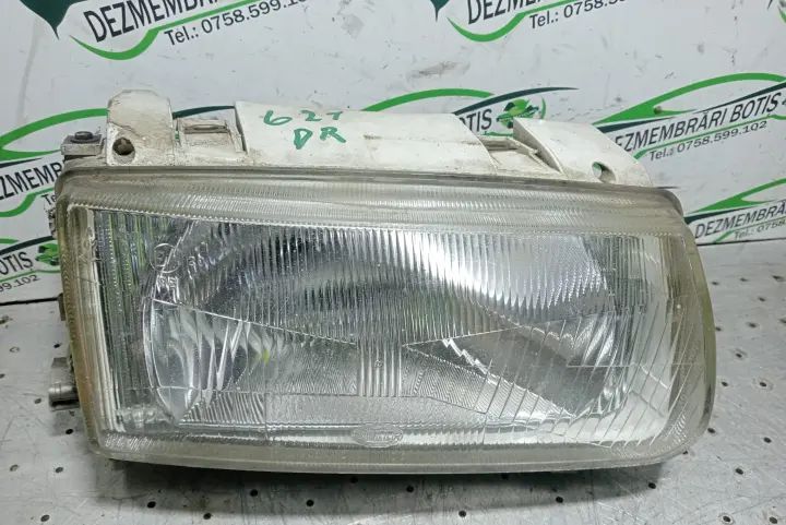 Far dreapta Volkswagen VW Polo 1994