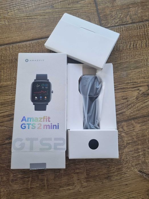 Смарт часовник Amazfit GTS 2 Mini
