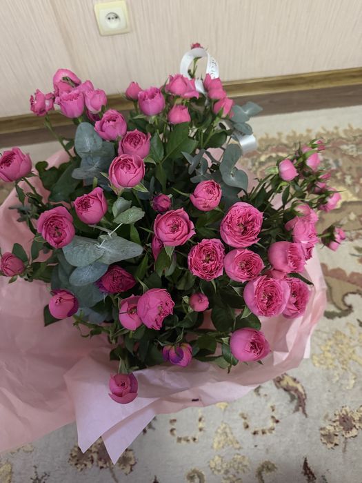 Продам кустовые розы