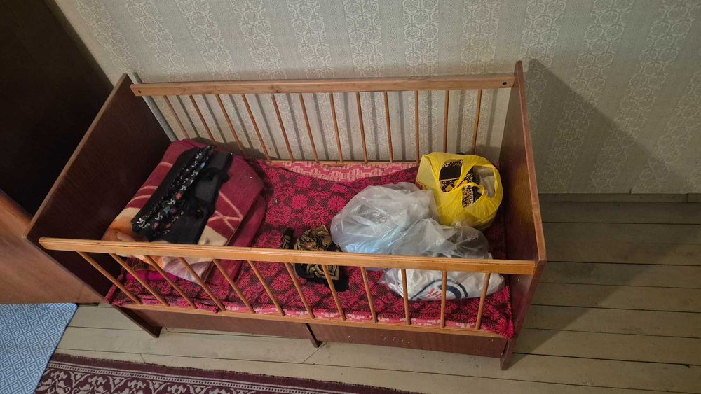 Детско дървено легло / кошара