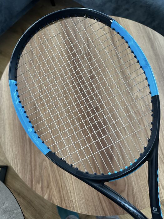 Тенис ракета Wilson Ultra — много запазена, удобна за игра