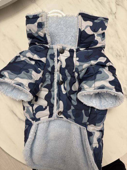 Дрехи за кучета с качулка