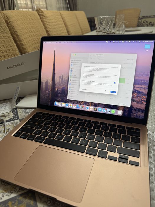 Продам MacBook Air M1 2020