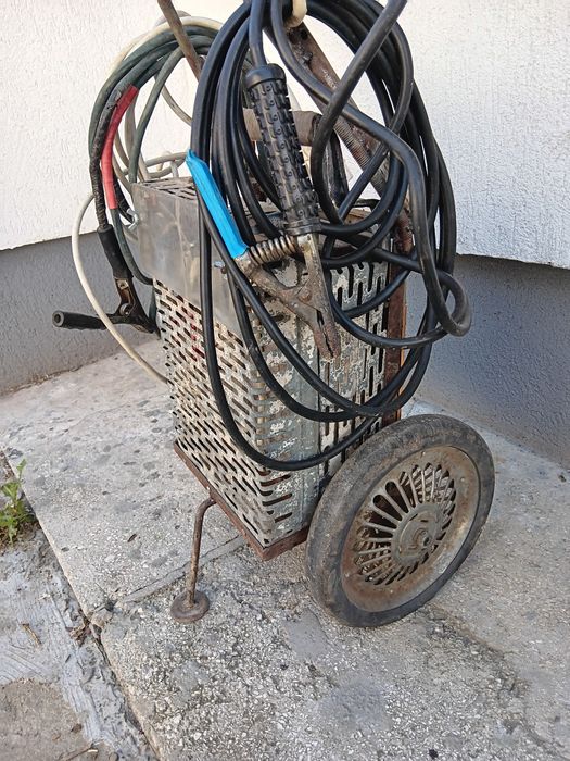 Aparat de sudură din timpul comunismului