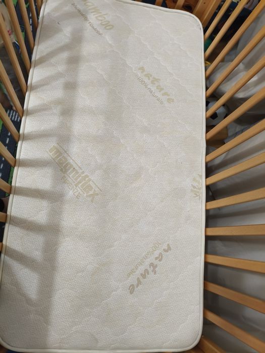 Бебешко легло с колелца