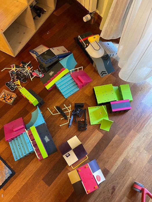 Piste teck deck , skateboars, set sah