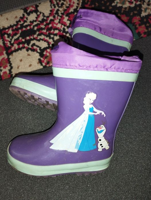 Продам резиновые сапоги