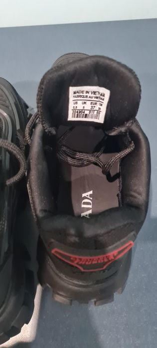 Черни дамски маратонки Прада