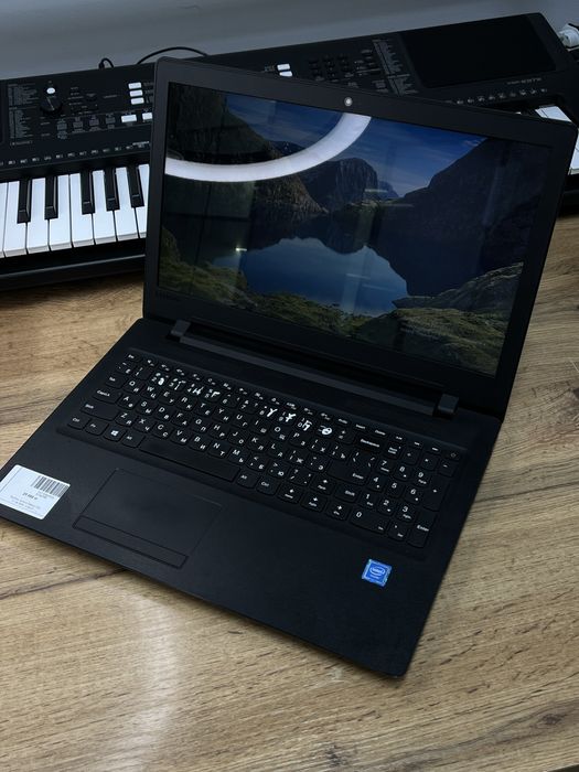 Ноутбук Lenovo