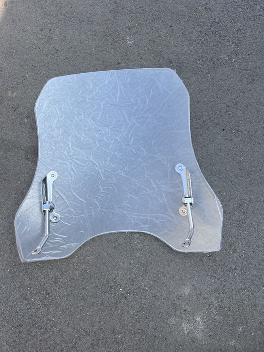 Подам лобовое на мопед