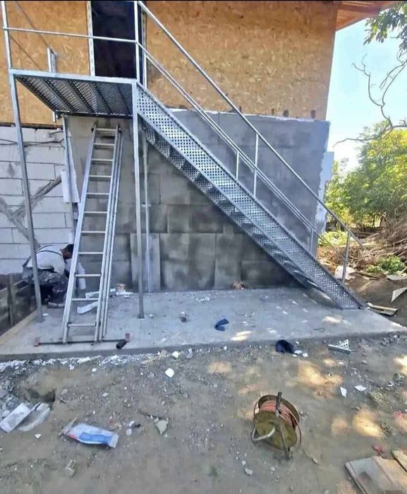 Scari metalice zincata