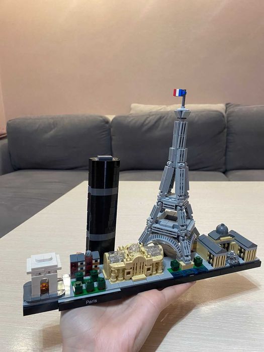 Подарок LEGO: Париж Architecture (конструктор)