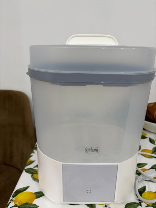 Sterilizator electric digital si uscator pentru biberoane Chicco