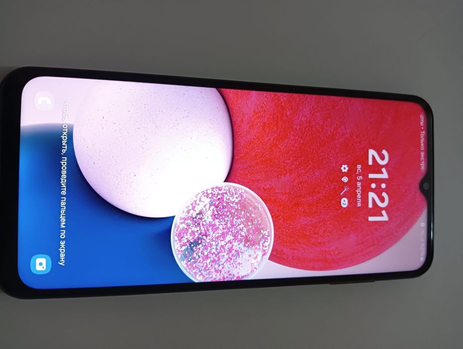 Продам Телефон  САМСУНГ А 13