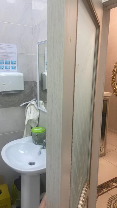 Продается двери срочна в течение часа