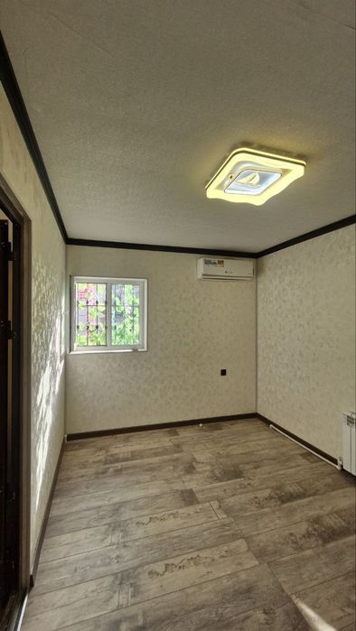 Ижарага участка берилади  1²килинган  300& хамма шаройит бор