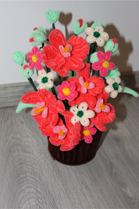 Hibicus din sarma plusata