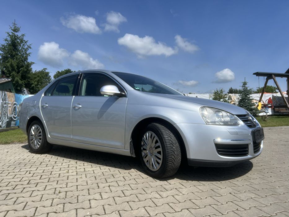 VOLKSWAGEN Jetta 2005 — imagine 5