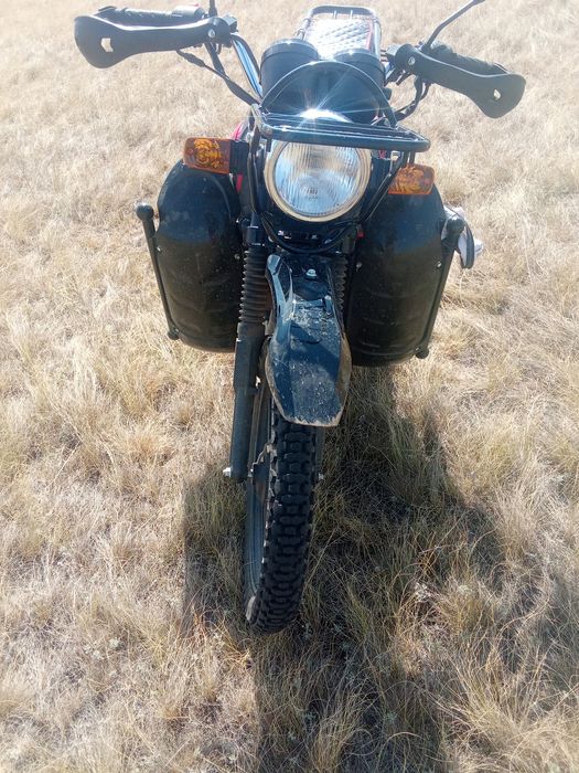 Мотоцикл 200 куб