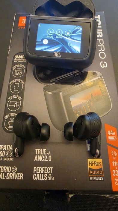 Căști JBL Tour Pro 3