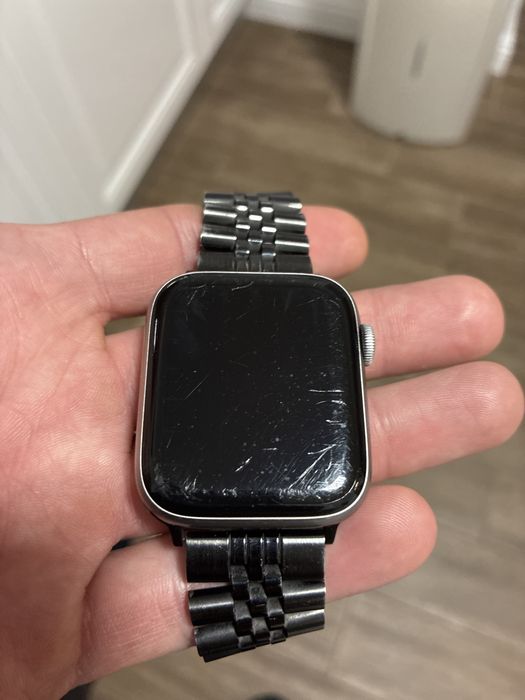 Apple watch series 4 350 lei