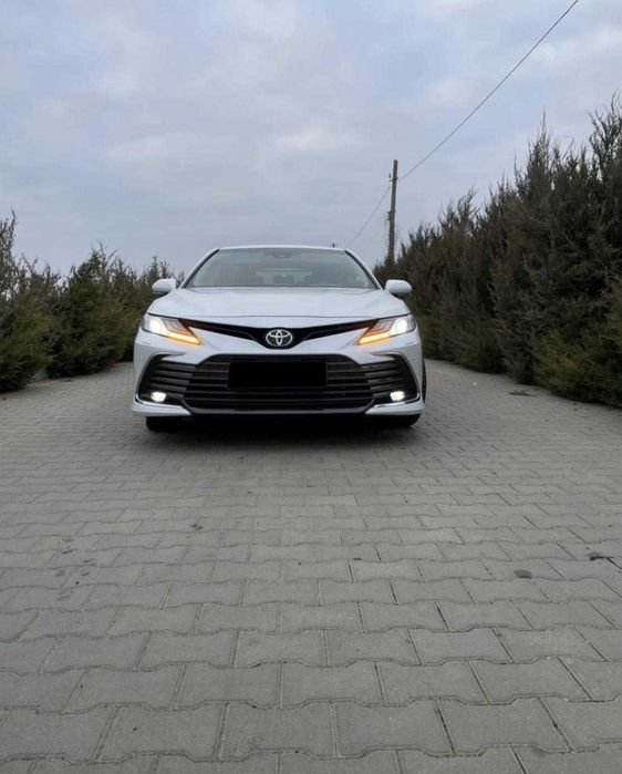 Toyota Camry 2021