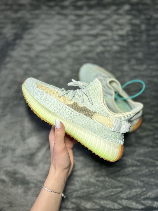 Yeezy 350 V2 green