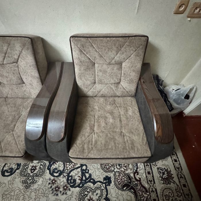 Диван и 2 кресла
