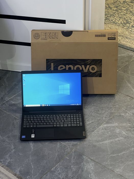 Офисный ноутбук Lenovo