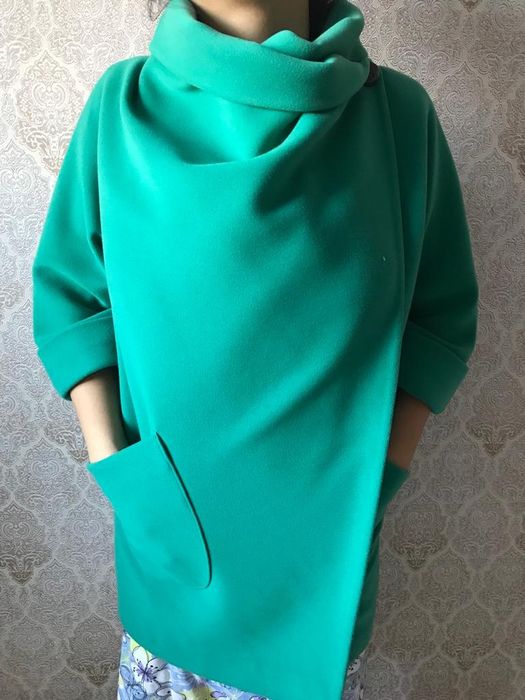 Продам женское пальто