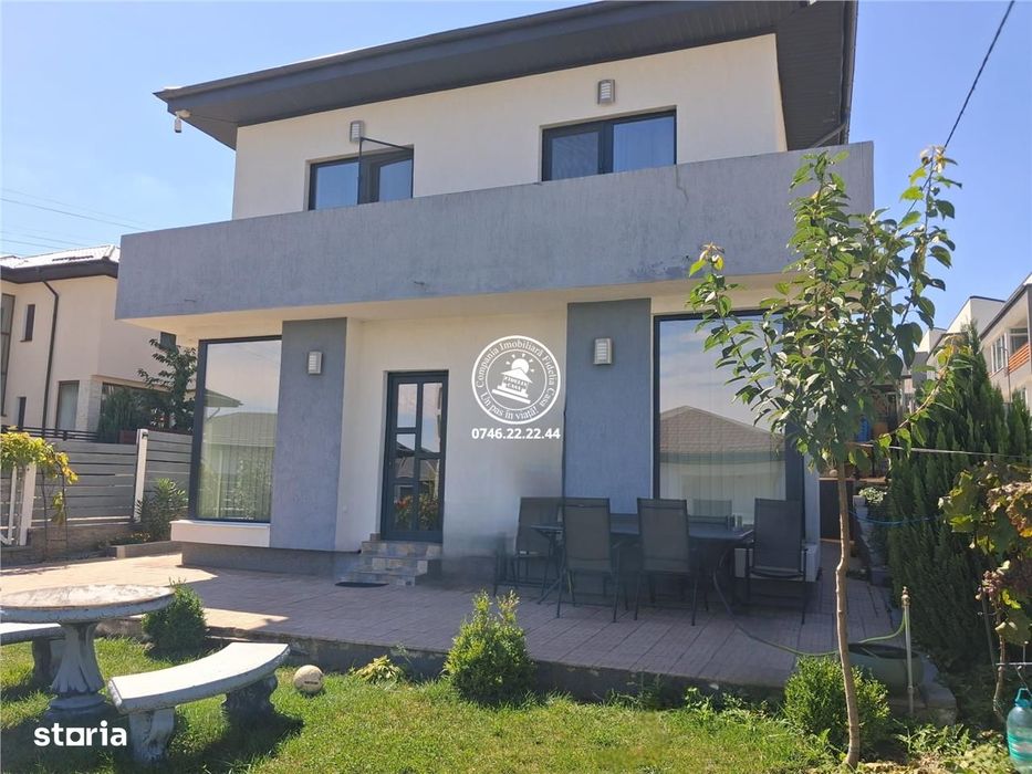 Vila  de vanzare  Rediu,