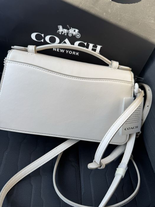 Продам coach. Оригинал. Первая линия
