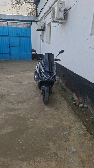 Скутер макси 175 куб