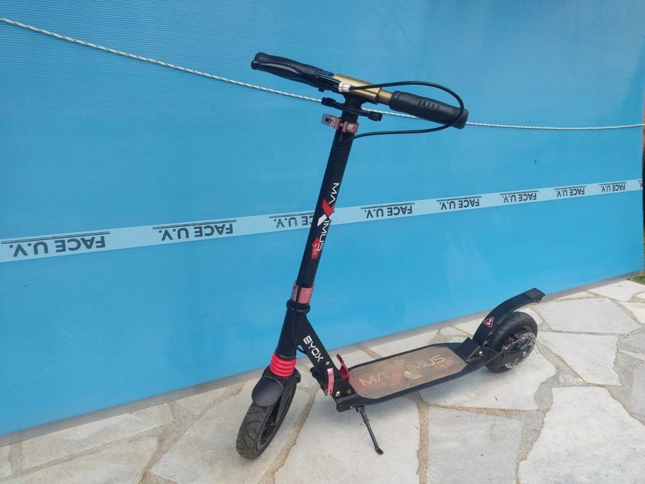 Голяма тротинетка с дискова спирачка BYOX Maximus