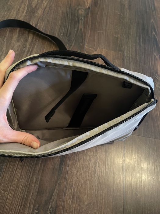 Чанта за лаптоп