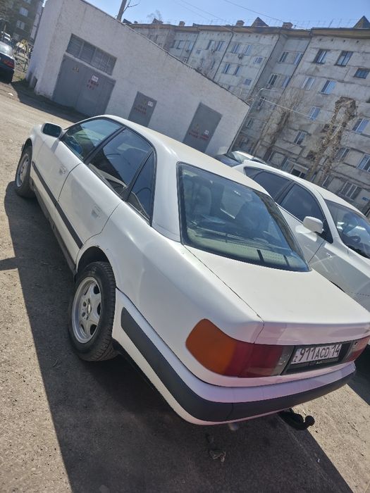 Продам Audi 100 C4